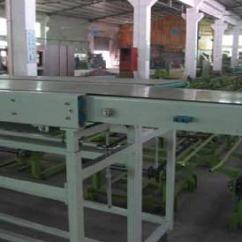 伸縮皮帶輸送機(jī)